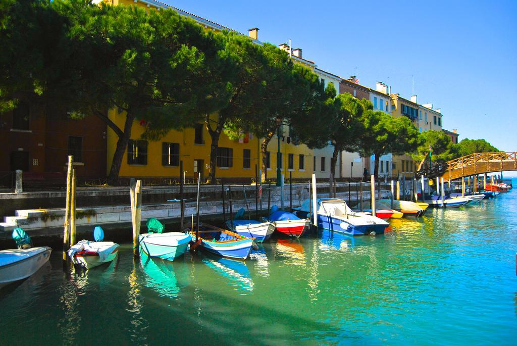 Apartment Ca' Petrona Venedig Zimmer foto