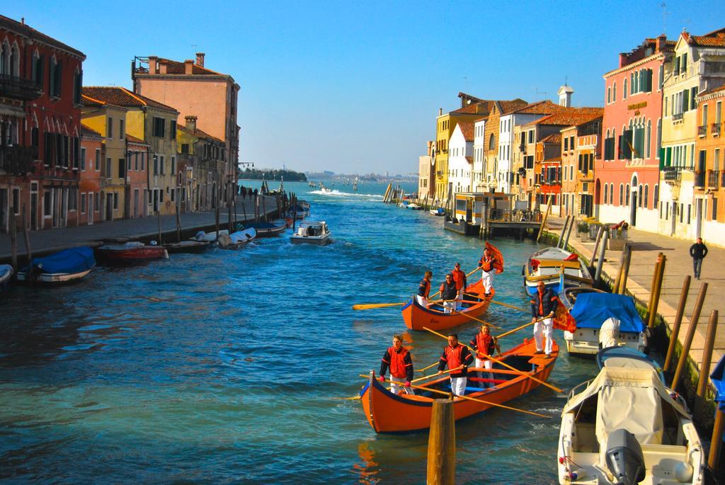 Apartment Ca' Petrona Venedig Zimmer foto